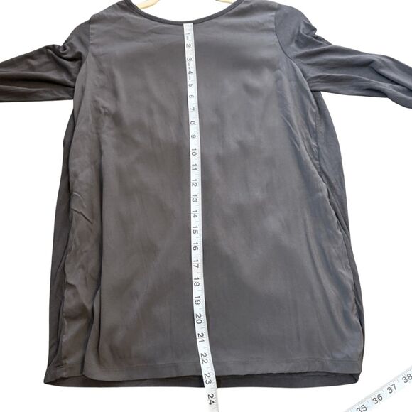 Theory Women's Clera Open Drape Back Silk Blend Long Sleeve Top Gray Size Small‎ - Picture 7 of 9
